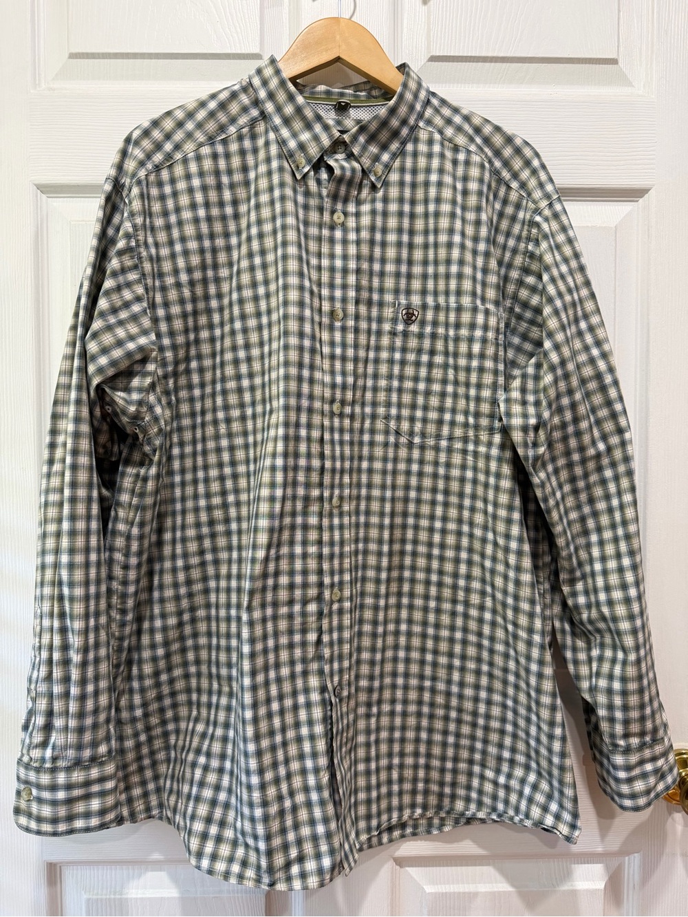 Men's XL Ariat Pro Series Green Plaid Button-Down Shirt - Classic Long Sleeve